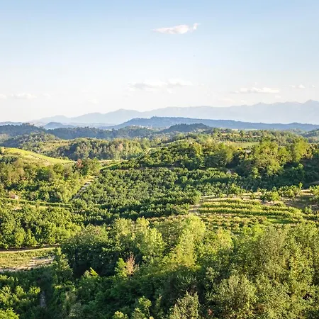 Laretta Sommariva Perno
